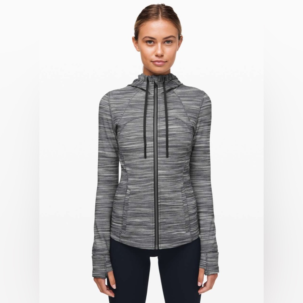 Lululemon Hooded Define Jacket *Nulu
Heathered Blk/Wt/Blk
Size: 6
H172